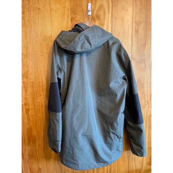 Size Large DC Men's Winter Jacket - Picture 4 of 4